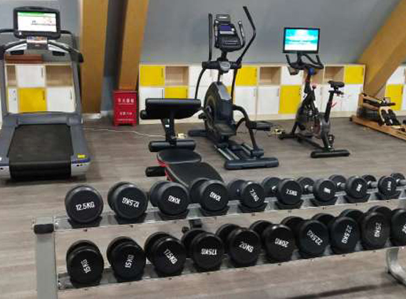 云南省楚雄彝族自治州某单位健身房