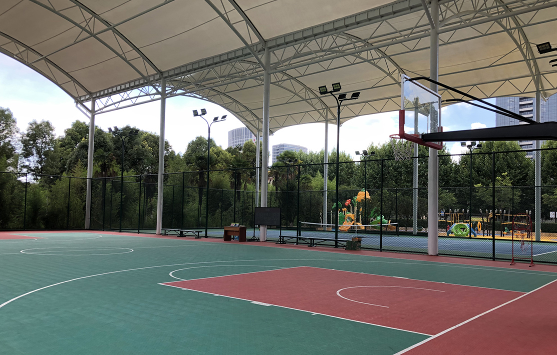 云南省昆明市某单位健身场地